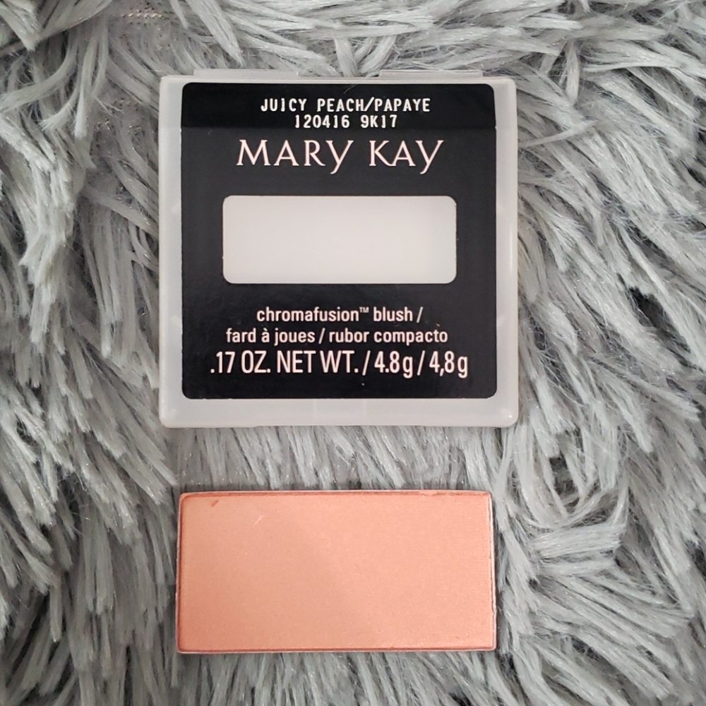 Mary Kay Blush - Picture 1 of 2